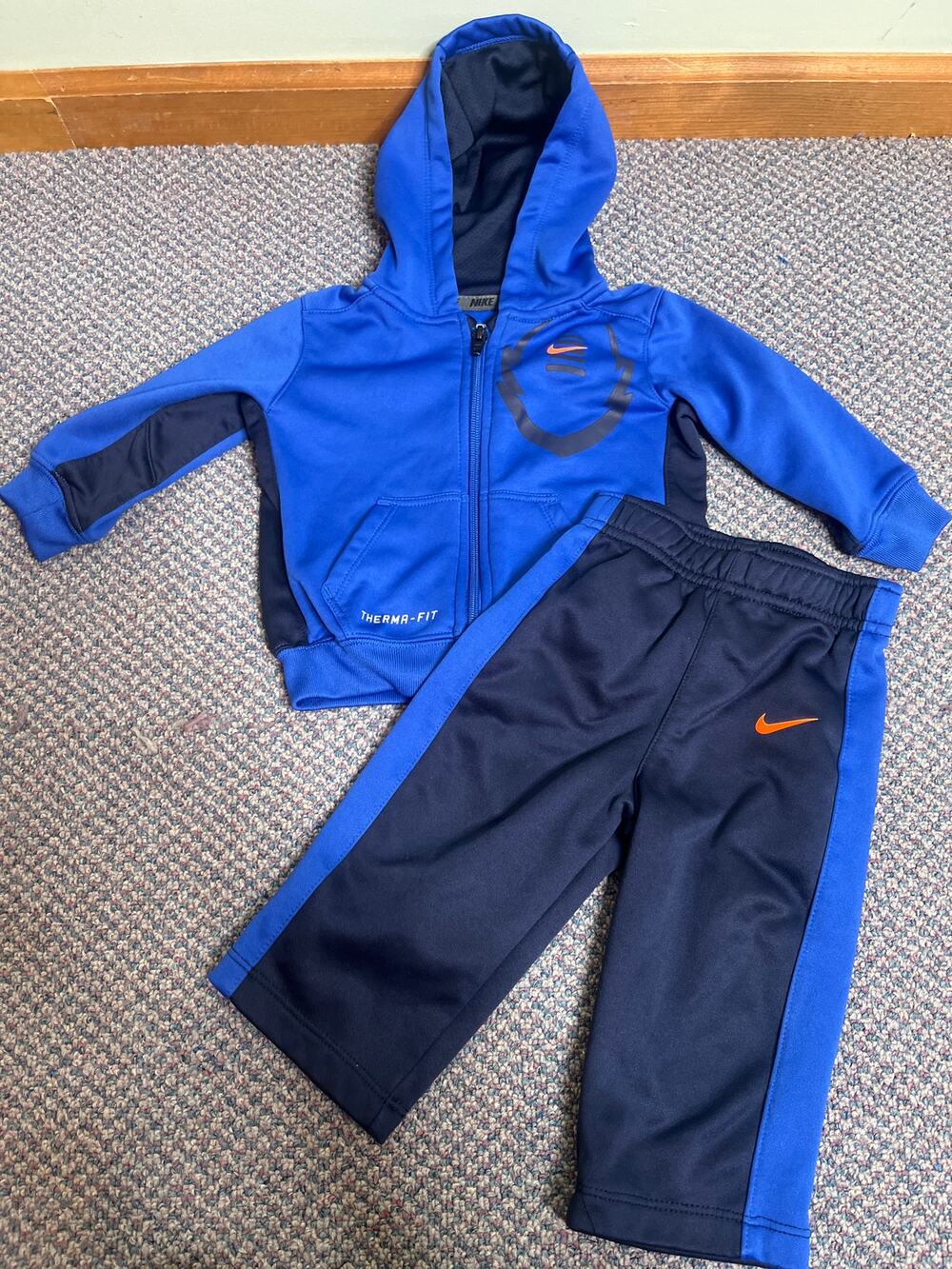 Nike Infant Therma Fit Blue Football two Piece Outfit 12 month